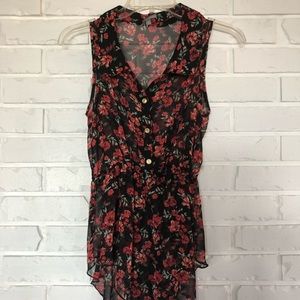 Size XS Charlotte Russe floral button up blouse